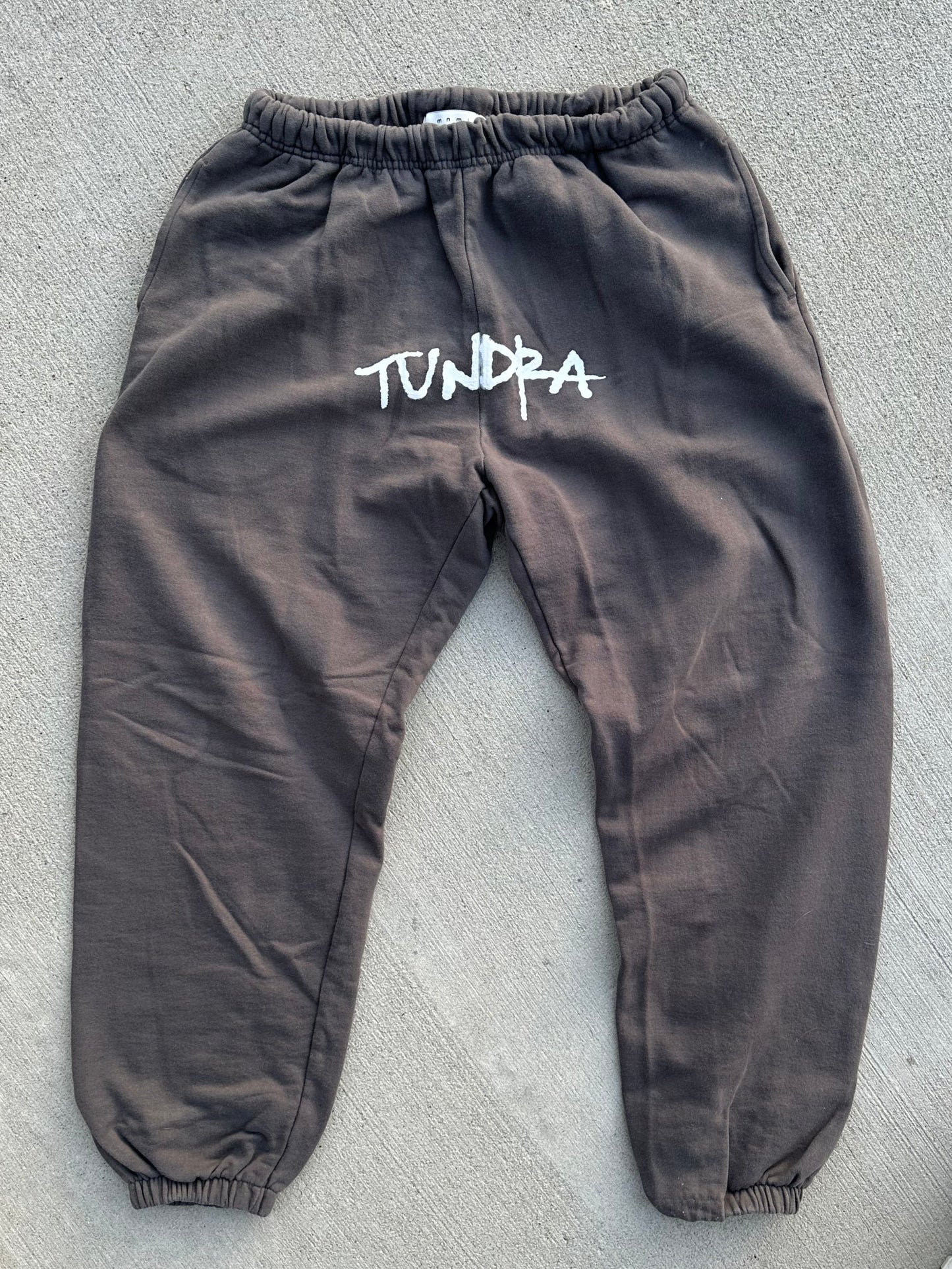 TUNDRA SWEATS