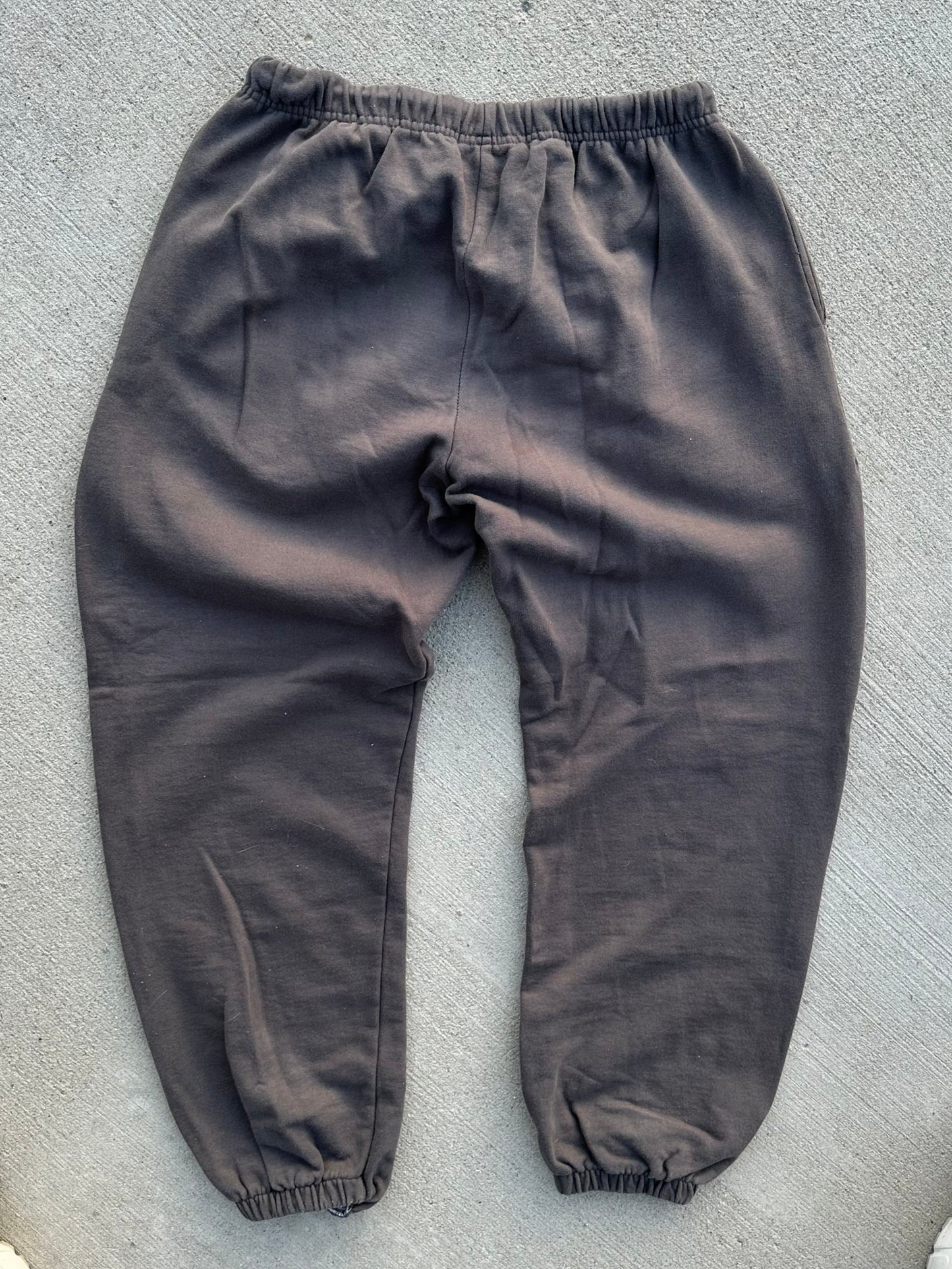 TUNDRA SWEATS