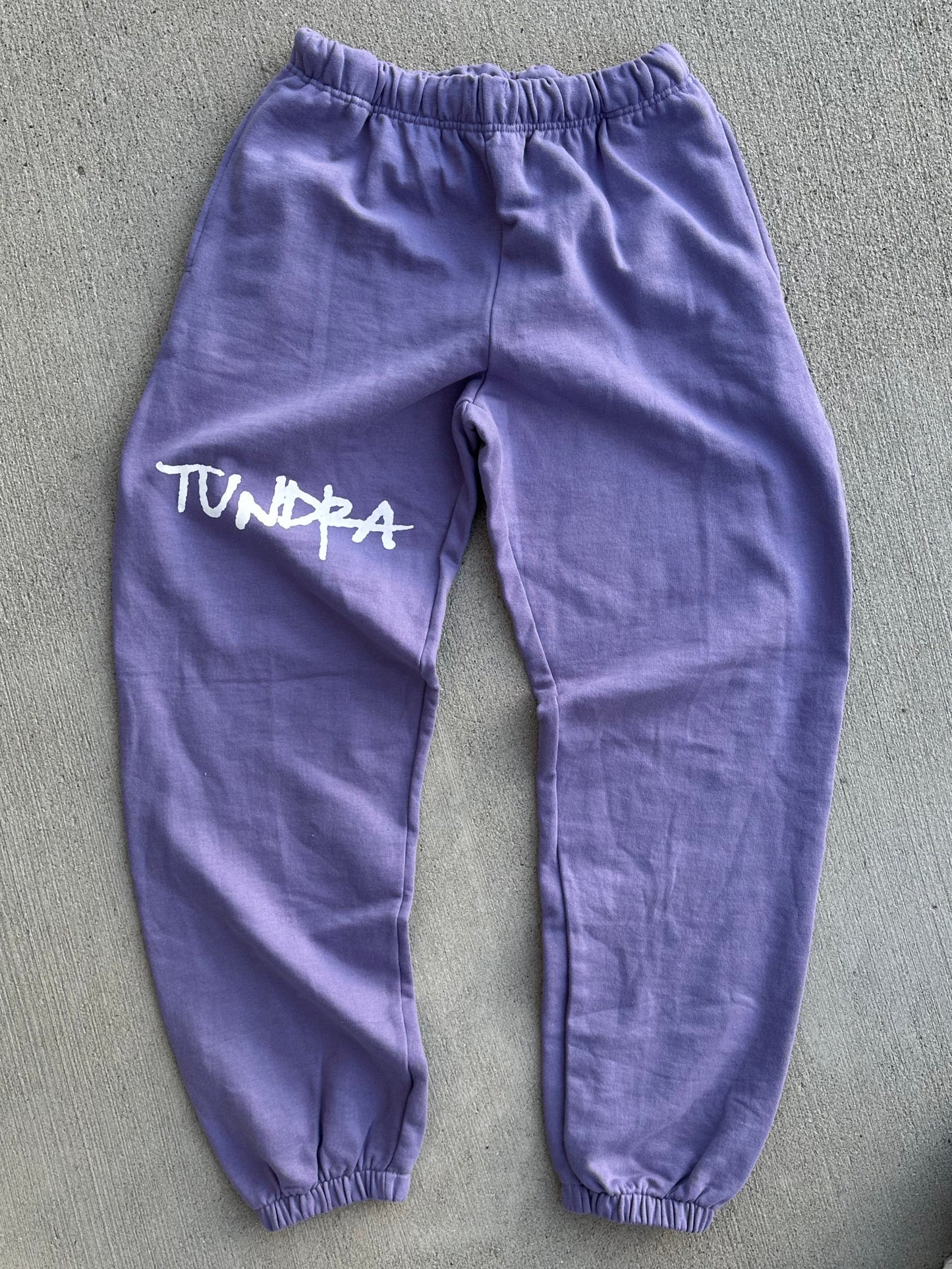 TUNDRA SWEATS